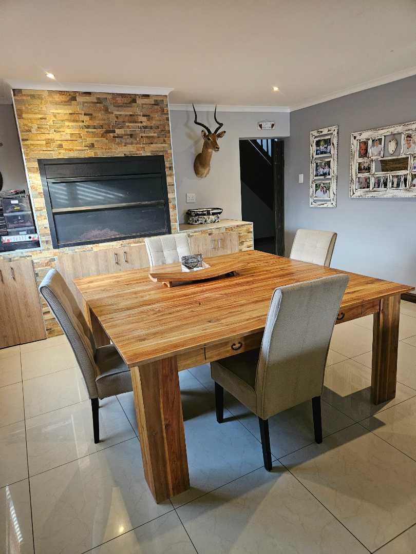 4 Bedroom Property for Sale in Kamma Heights Eastern Cape